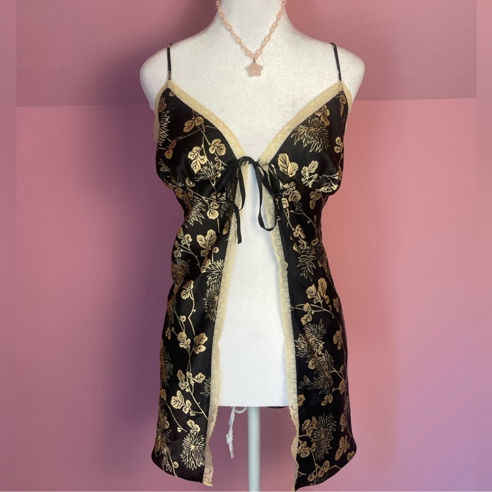 Victoria's Secret Flyaway Babydoll Medium Black Gold Floral Lace Night Gown